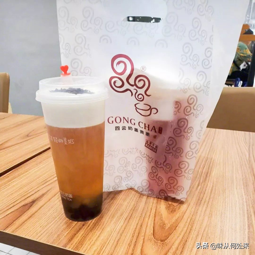 奶茶灰和奶茶色有什么区别,奶茶色和奶茶棕色是一个颜色吗