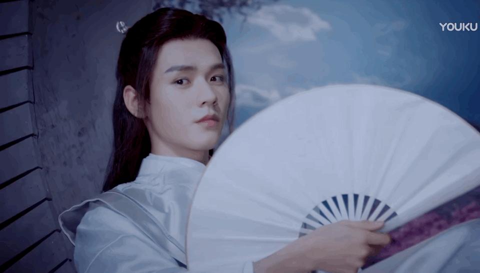 龚俊最贵的一张面膜,龚俊采访敷面膜