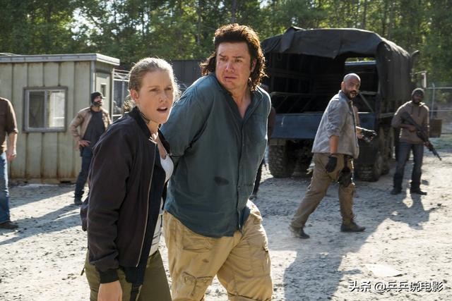 行尸走肉第十一季联邦社区阴谋,行尸走肉社区是哪一季