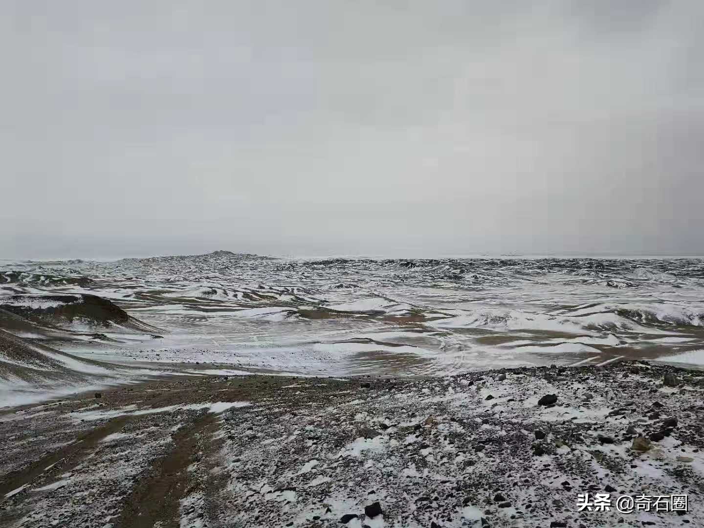 陨石一般在什么地方容易发现,如何正确的辨别陨石寻找陨石