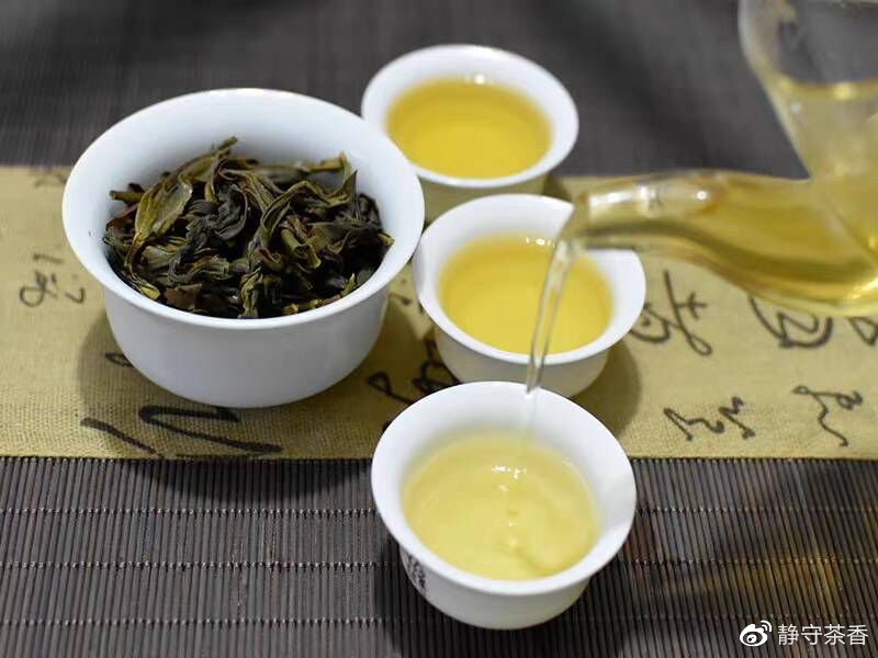 蜜兰香的品质特点,蜜兰香清香型和浓香型区别