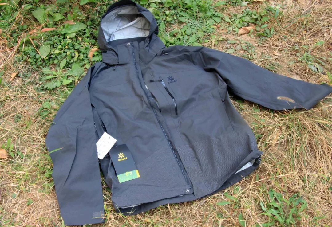 性价比最高的户外冲锋衣,户外防风薄款冲锋衣凯乐石