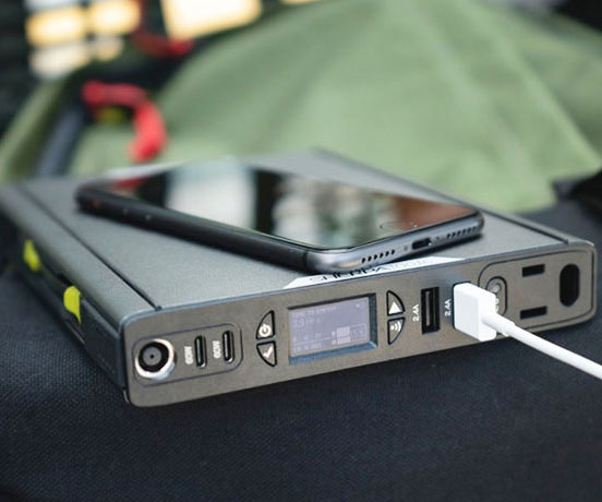 原来叫做随身听蓄电池，最后被苹果逼成了充电宝，为何？