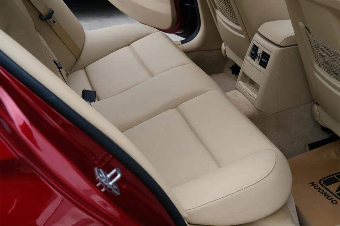 18款宝马318i二手价格 (宝马318i 倒车镜怎么设置自动翻转)