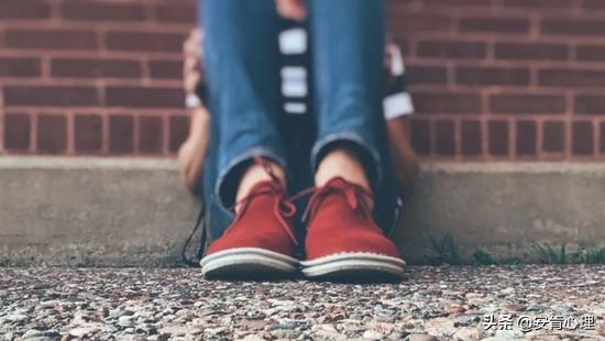 5大技巧来拯救你的社交恐惧症,克服社交恐惧症的训练方法