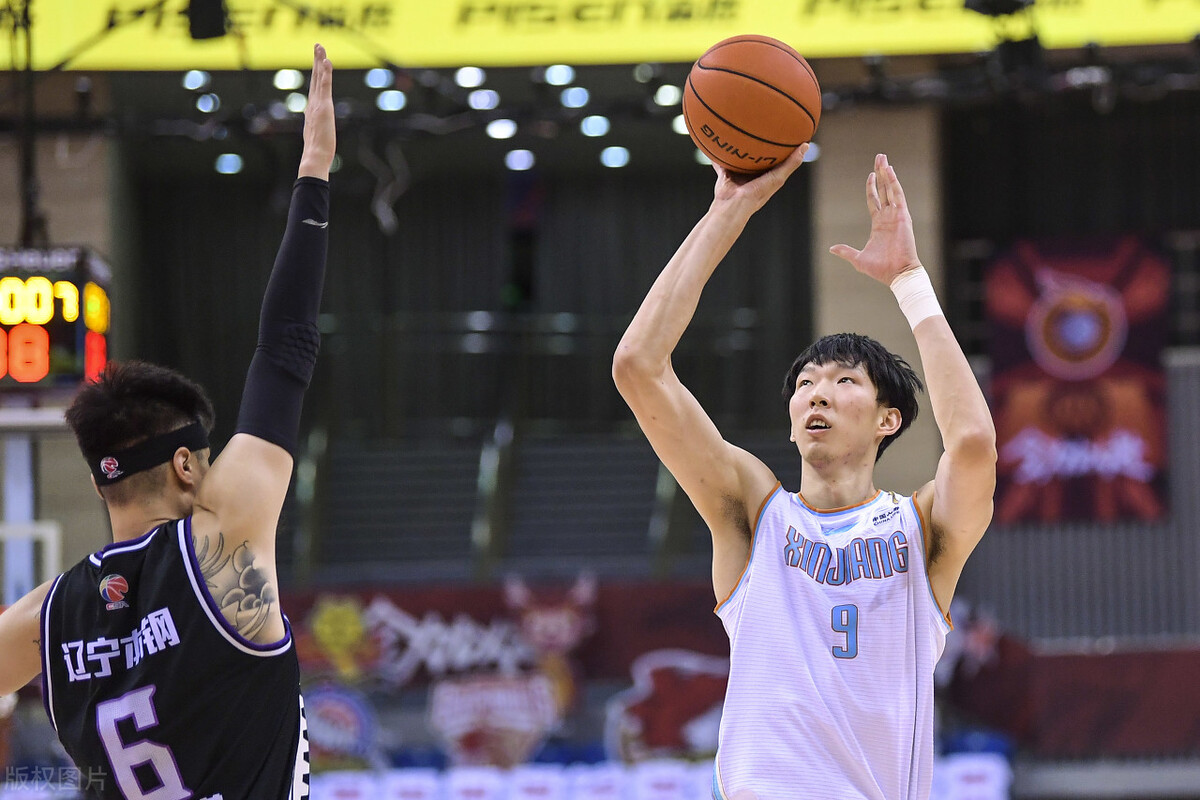 周琦与刘传兴,周琦与刘传兴合照