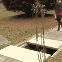 膝盖有淤青的女生,采访为什么女生膝盖上有淤青