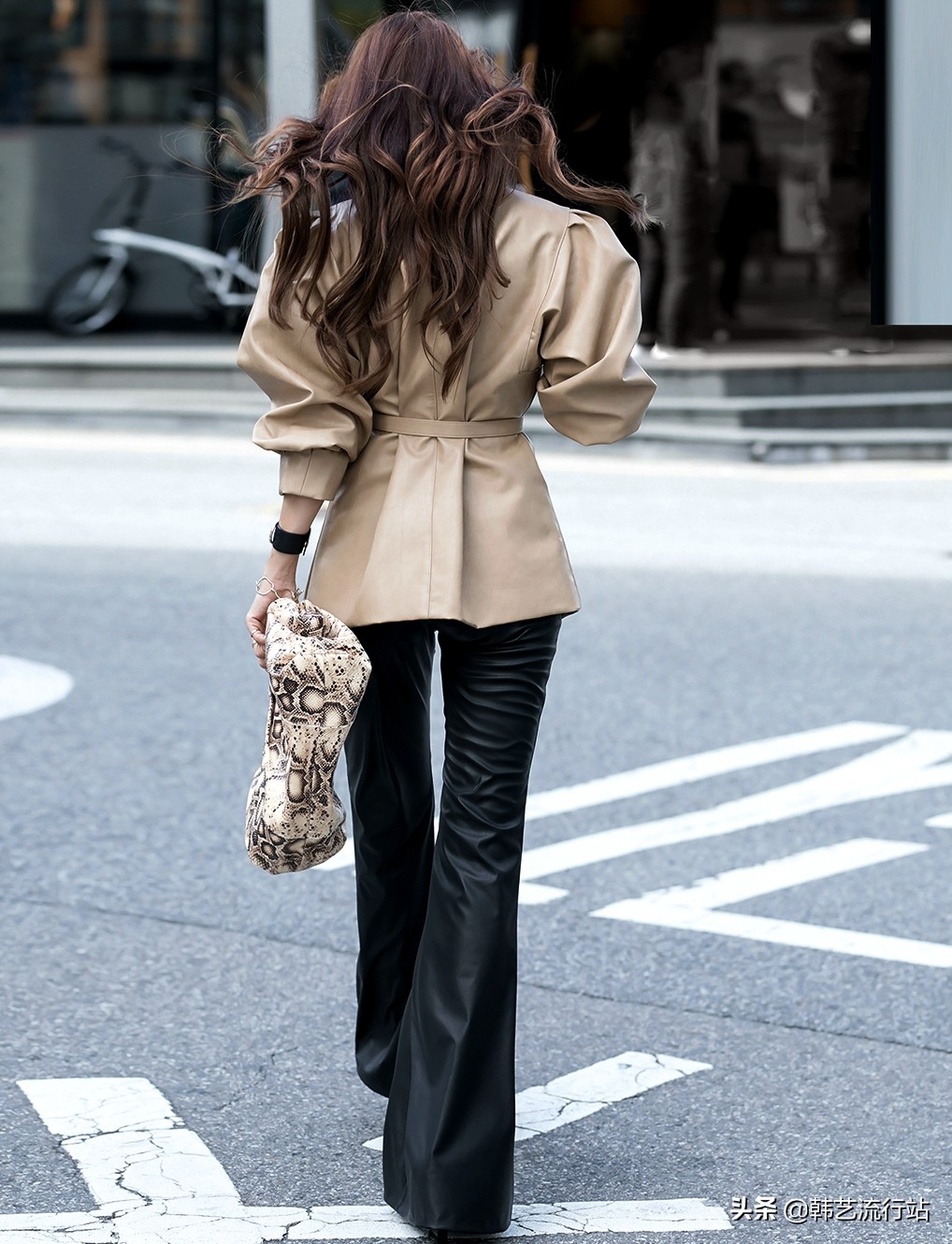 腰带美式复古高级小众腰带,大牌最时尚的宽版腰带