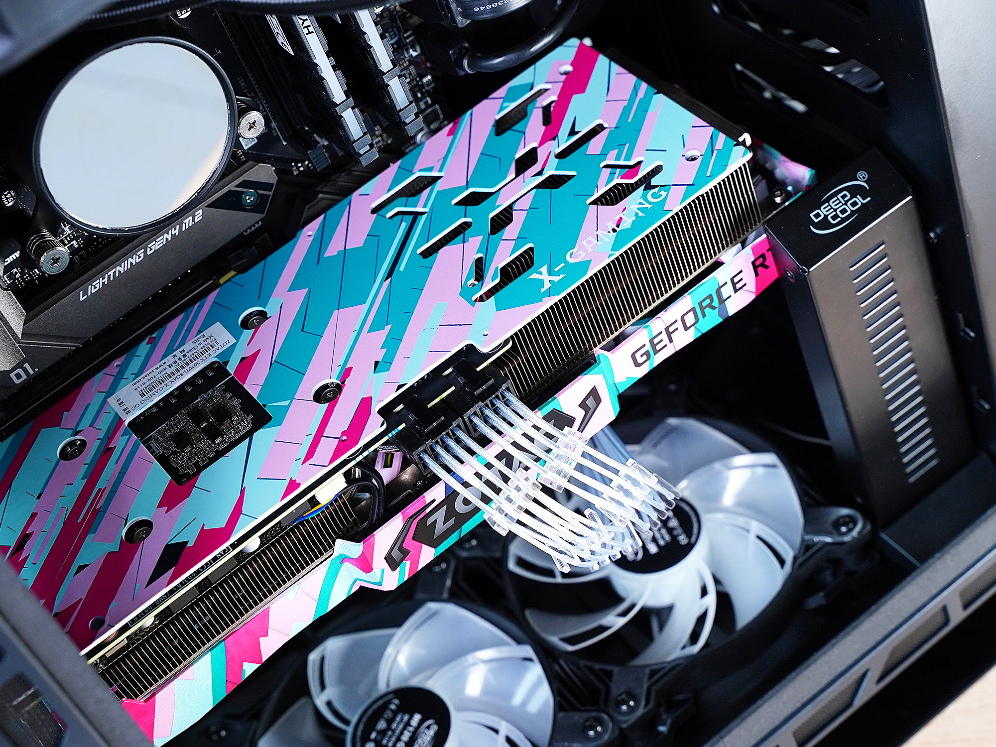 黑硬的外壳，粉嫩的内芯，全能型PC畅玩《永劫无间》的江湖世界