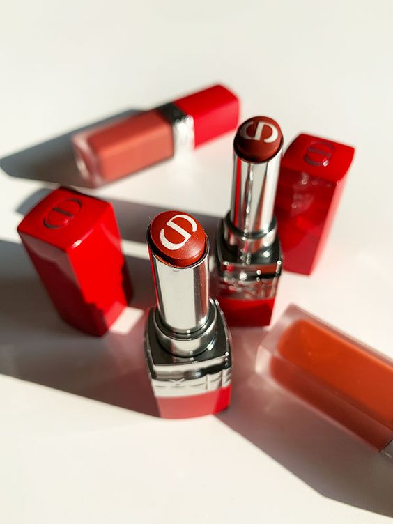 送女朋友什么品牌的口红比较好,情人节送女朋友口红推荐第一名