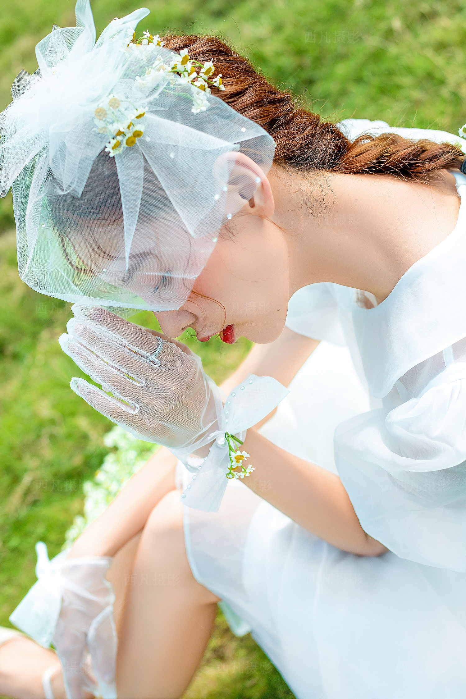 胸小的新娘穿什么婚纱好看,新娘怎么穿婚纱