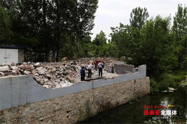 泰城水生态环境治理,泰城夜景照片