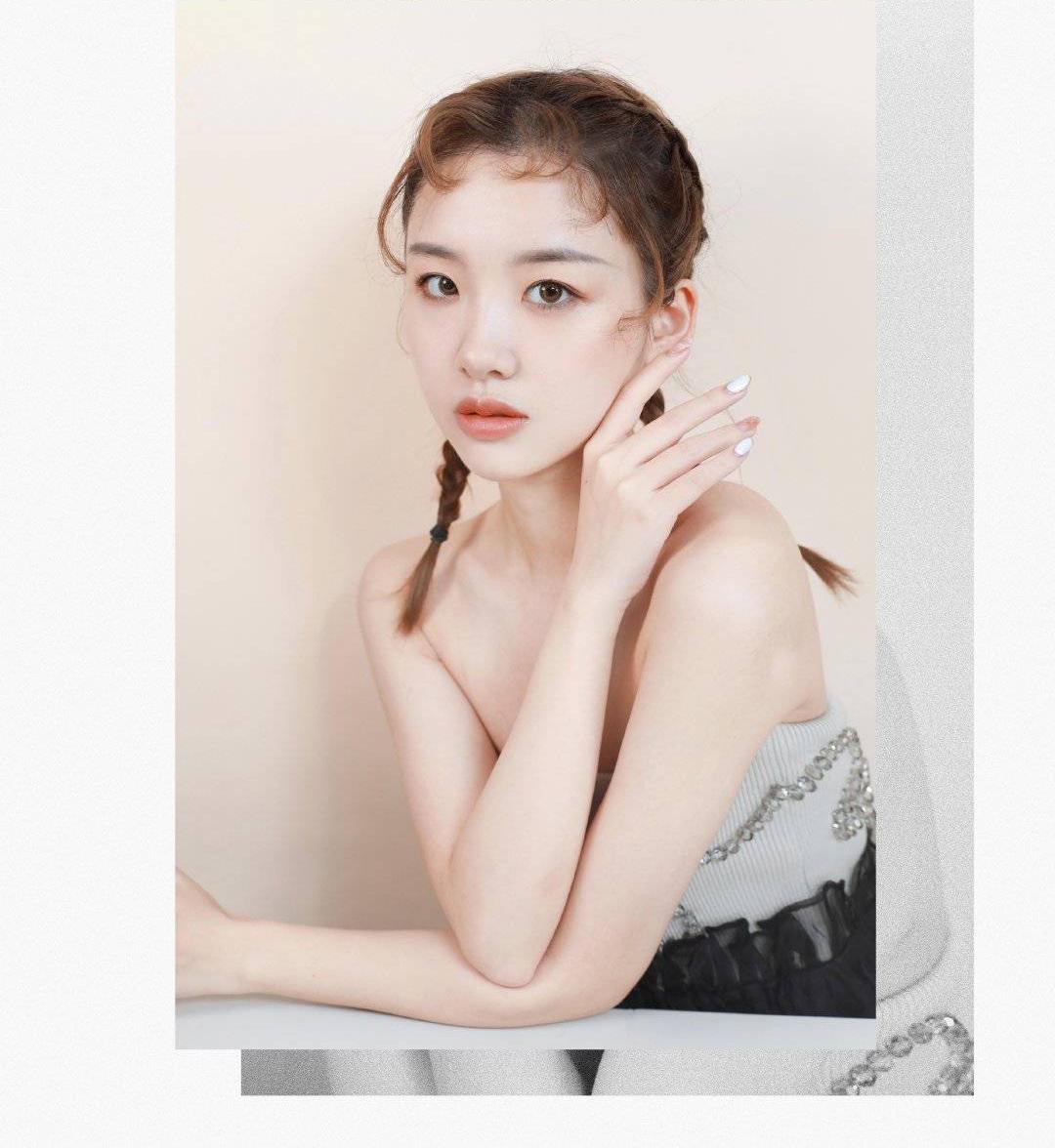 擦完粉底液脸上起皮怎么办,擦完粉底之后怎么遮瑕