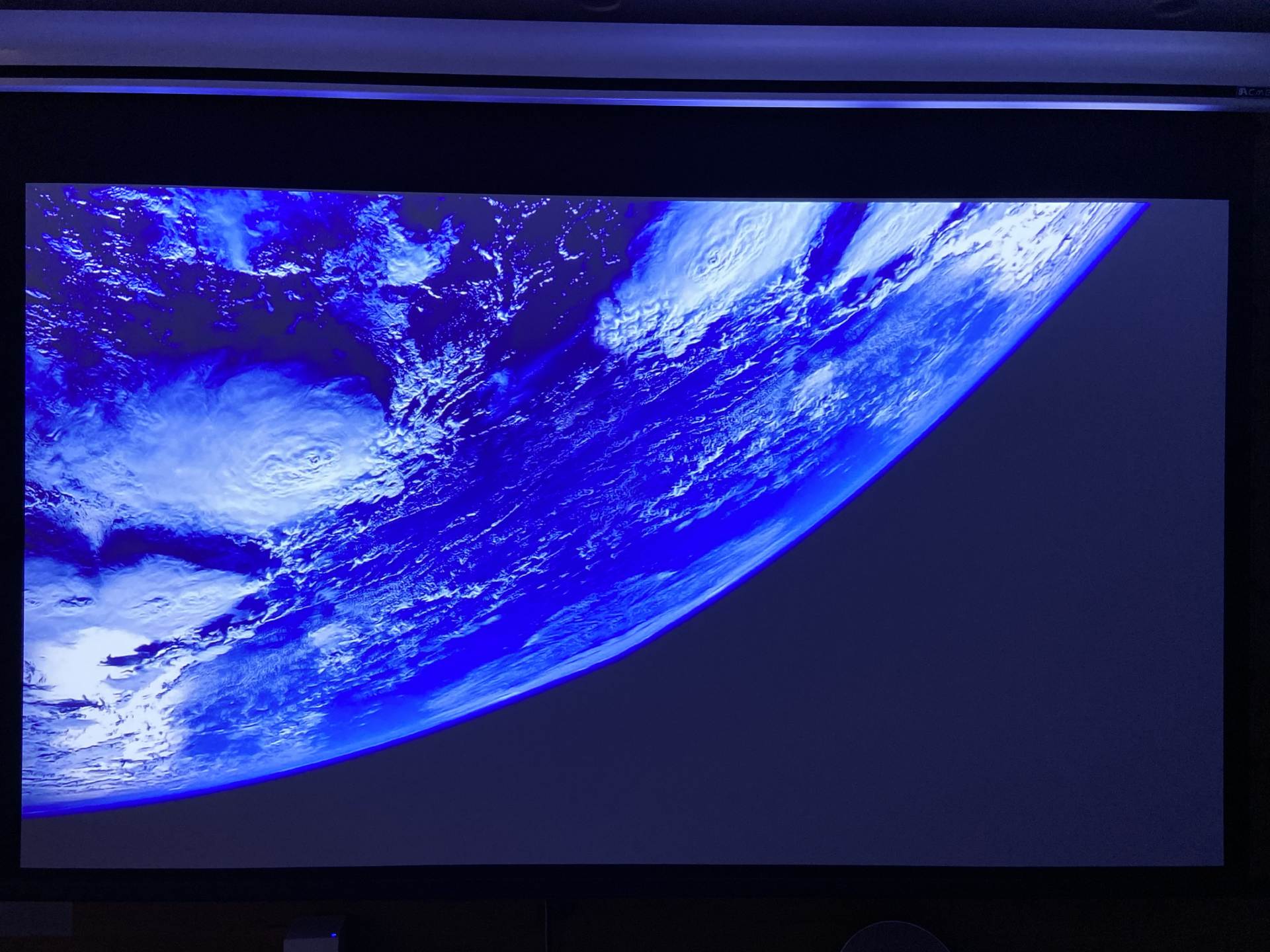 在家体验电影院,私人影院看电影体验