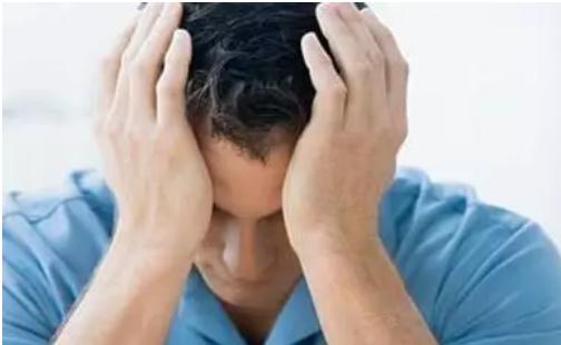 老公身上出现这三个征兆,老公近期表现很反常是什么病