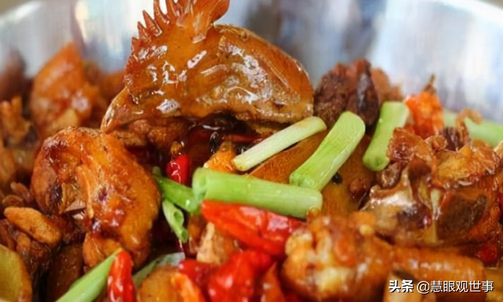 《侯卫东*场官**笔记》和《侯海洋基层风云》中的烧鸡公