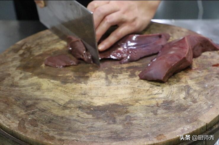 猪肝最好吃15种吃法,猪肝这样做不腥不柴鲜嫩滑口