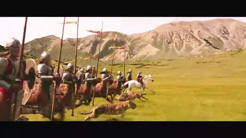 纳尼亚传奇是一本什么样的书,哈利波特纳尼亚传奇哪个地位高