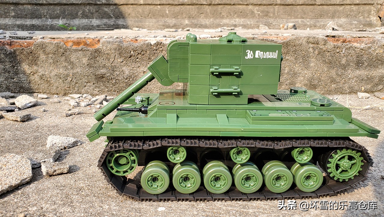 kv2重型坦克高清照片,kv2重型坦克真实视频