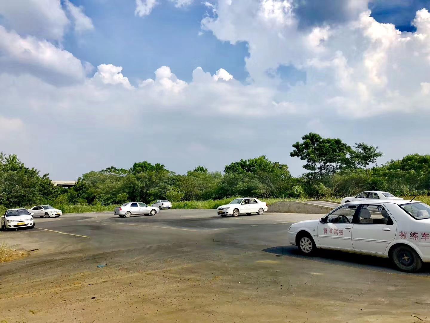姝︽眽椹炬牎澶у瀷鍩硅鍩哄湴浼樻儬鍥㈣喘,姝︽眽椹炬牎鍥㈣喘
