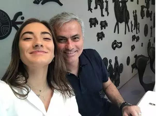 穆里尼奥强大气场,穆里尼奥说坚信的一切不复存在