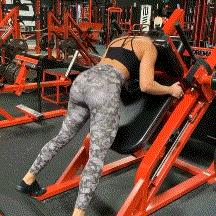 美国女孩健身房因肥胖遭嘲笑,美国女孩健身训练