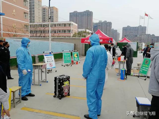 学校开学的方式值得称赞，河南周口市郸城县