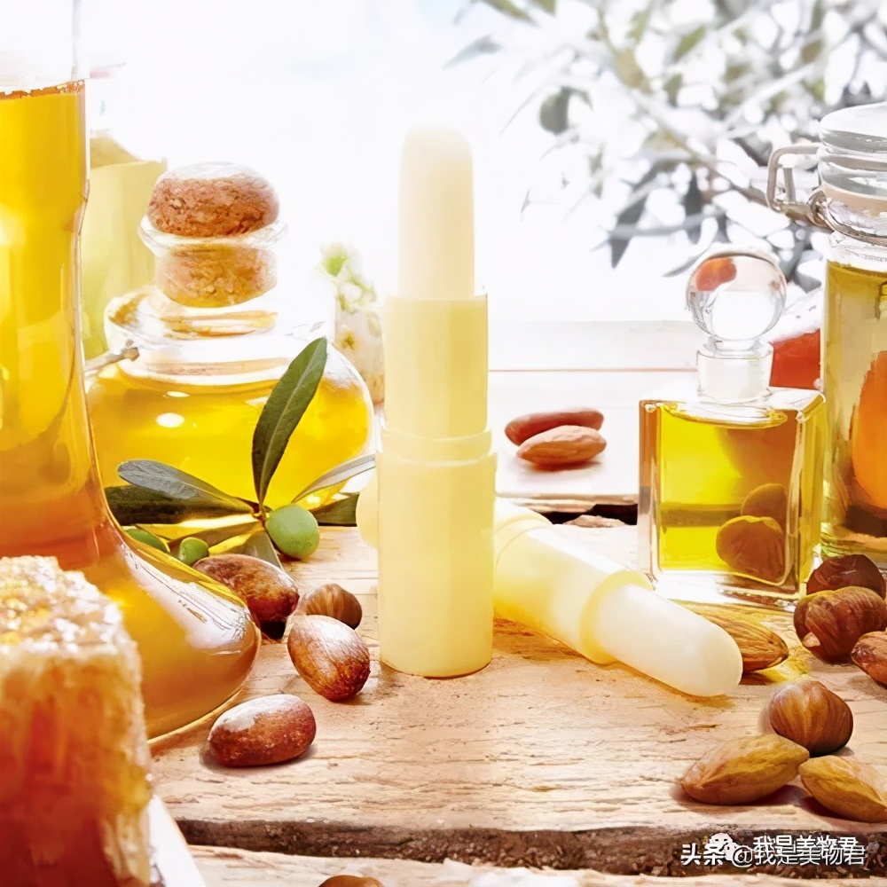 冬季嘴唇防干裂推荐,秋冬嘴皮干裂唇部护理