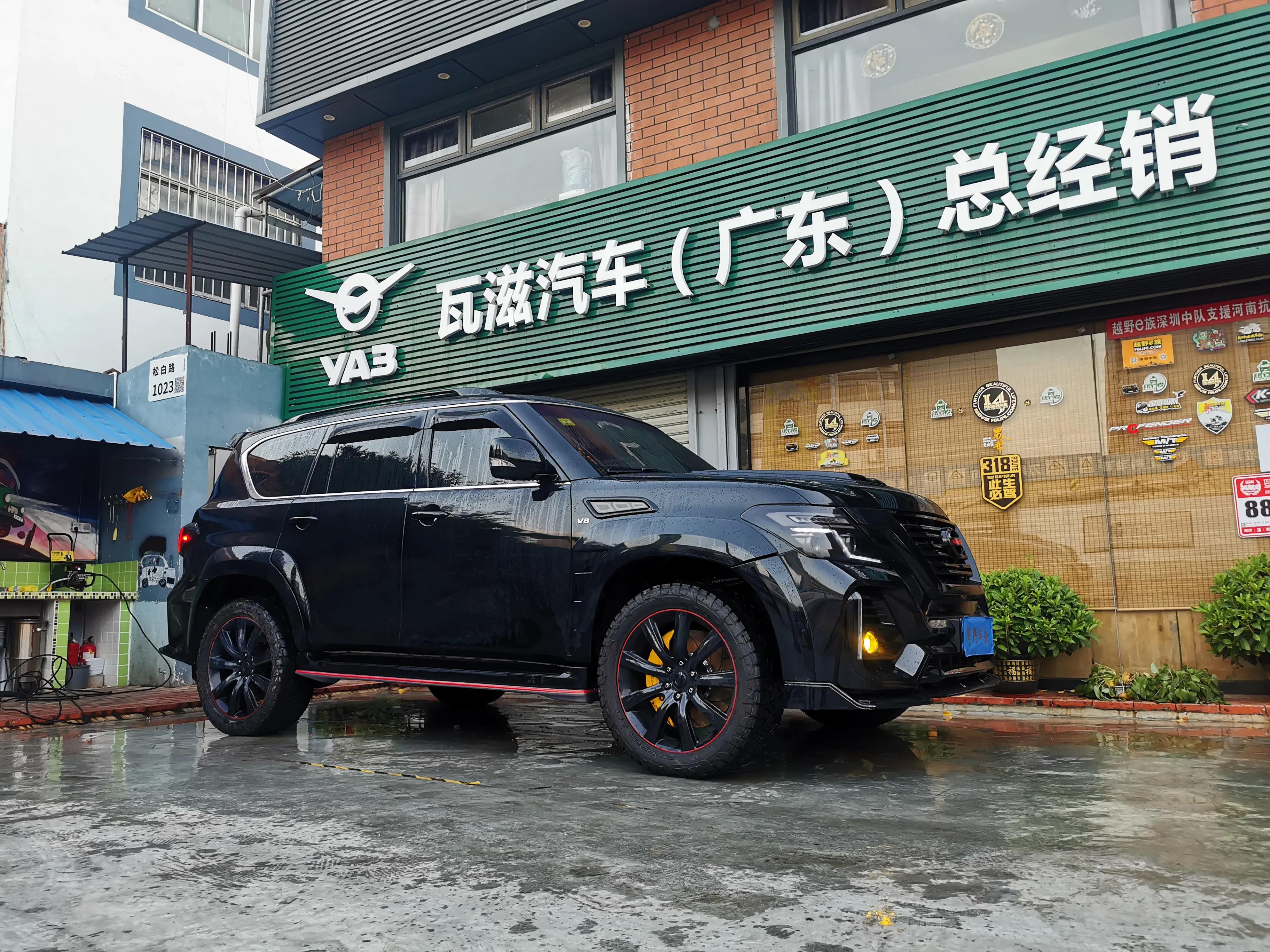 18款途乐y62黑武士改装,三排最舒服的suv途乐y62