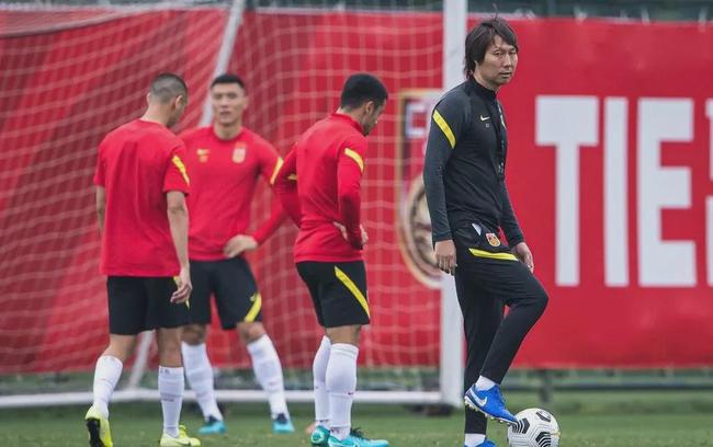 国足主力后卫,国足最新名单国安