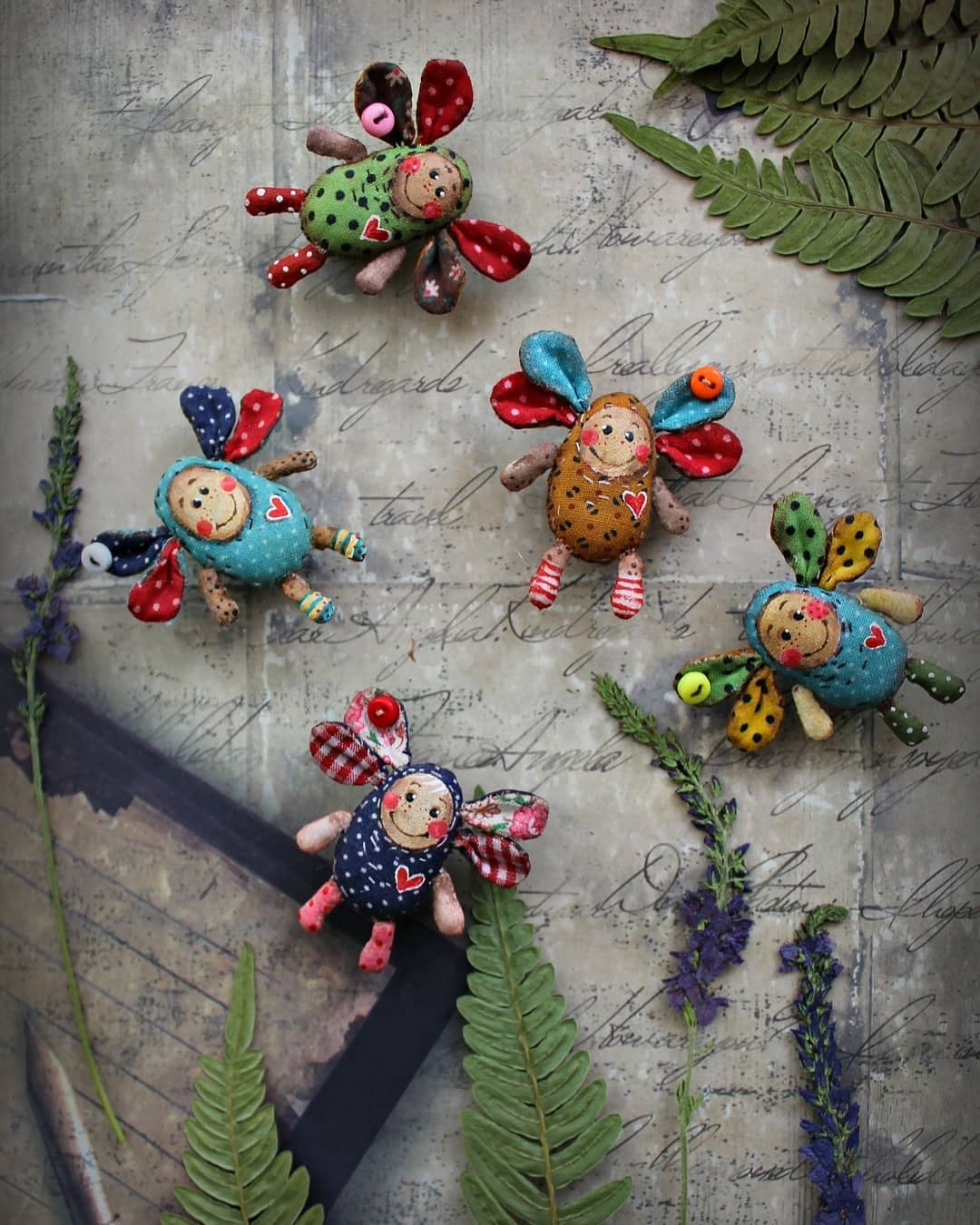 国外艺术家的布艺玩偶作品，非常有创意和想象力