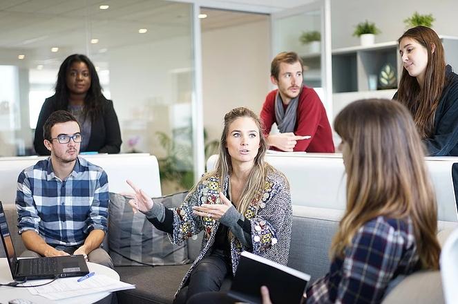 进石家庄市属国企难度,石家庄进私企有前途吗