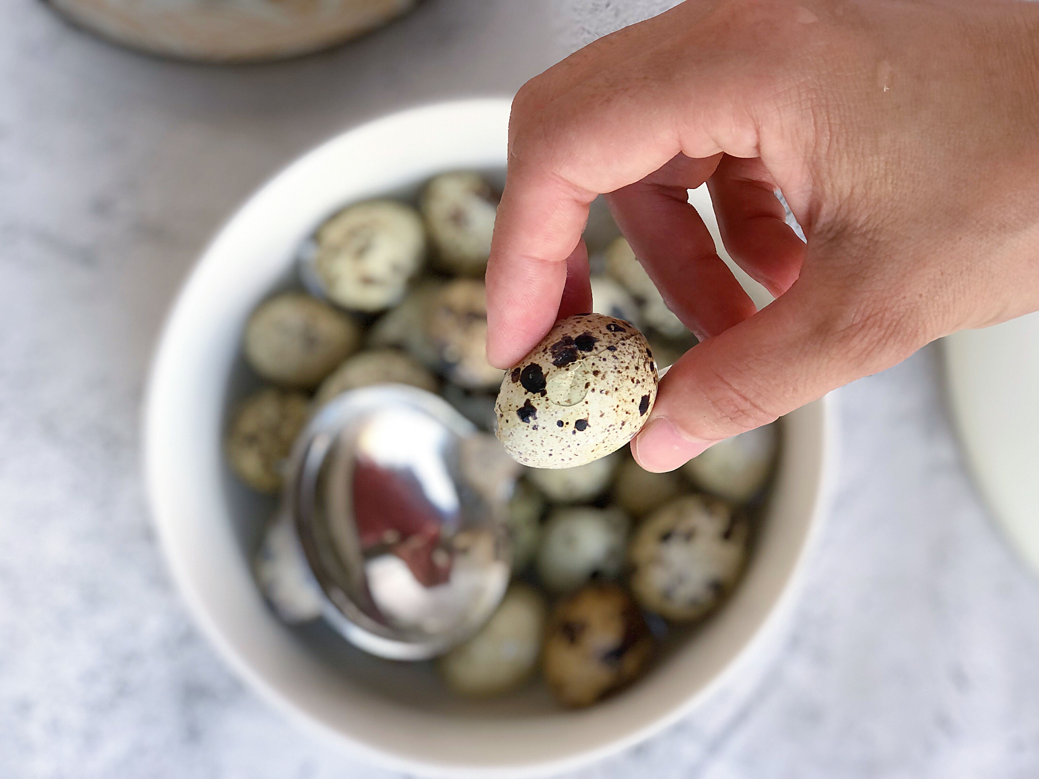 鹌鹑蛋的家常做法五香鹌鹑蛋,五香鹌鹑蛋详细做法