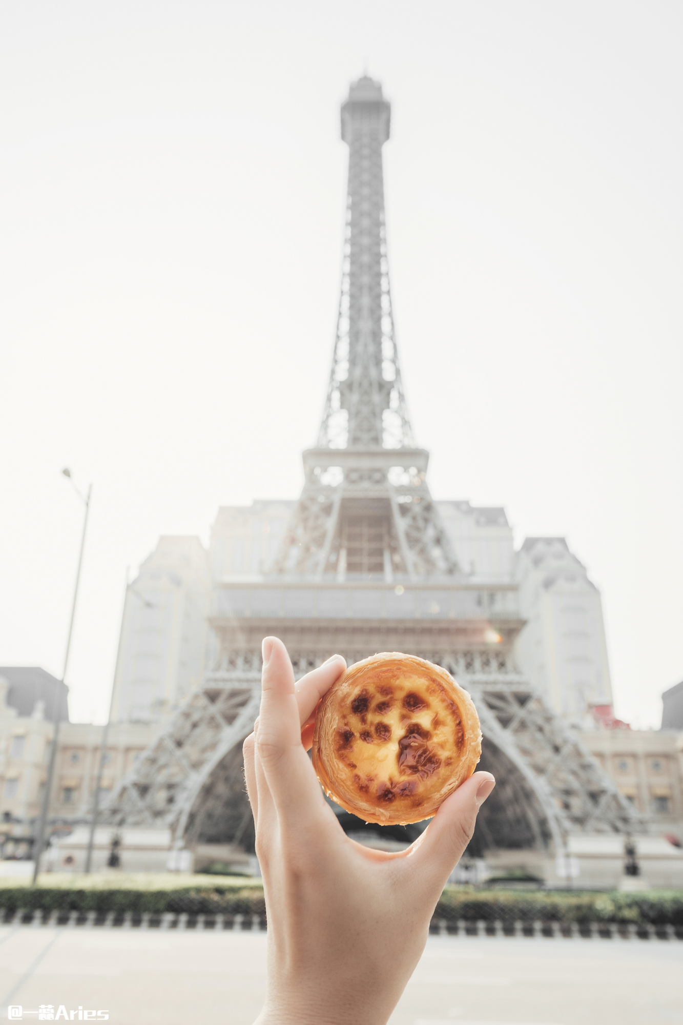 来澳门感受一下紫醉金迷,澳门一天游必去的美食街