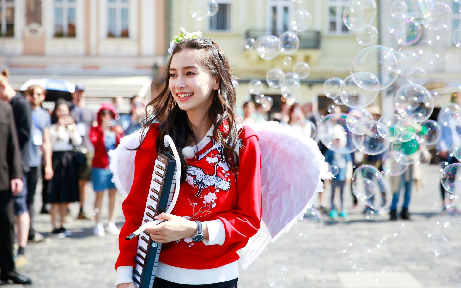 整容后的女明星老了,整容严重变性的女明星