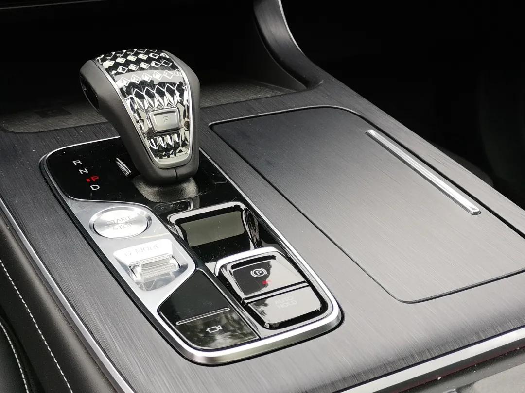 传祺gs8燃油版跑高速动力够用吗,广汽传祺gs8的油耗怎么样