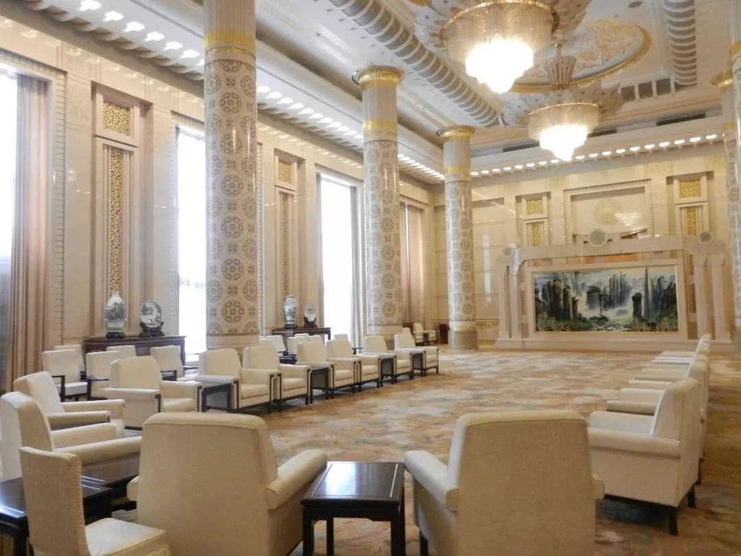 人民大会堂的桌椅什么牌子,人民大会堂国宾家具图片