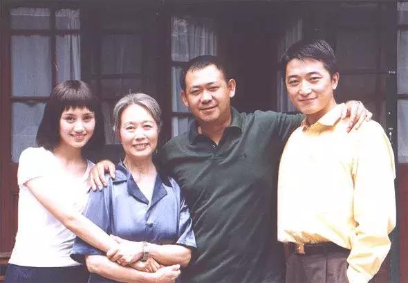 42岁袁泉抖音,袁泉上热门