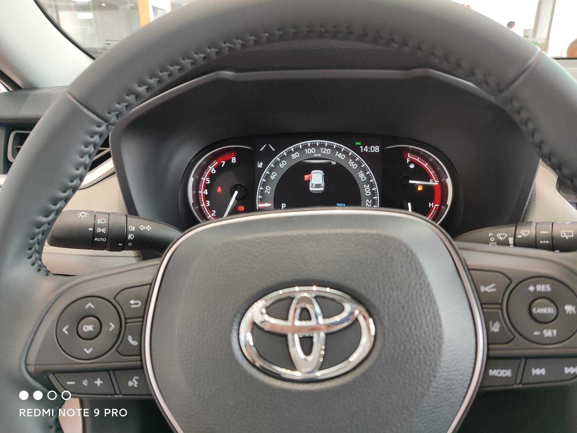 解读各种车灯的正确用法,车灯的正确操作方法千万不要错了