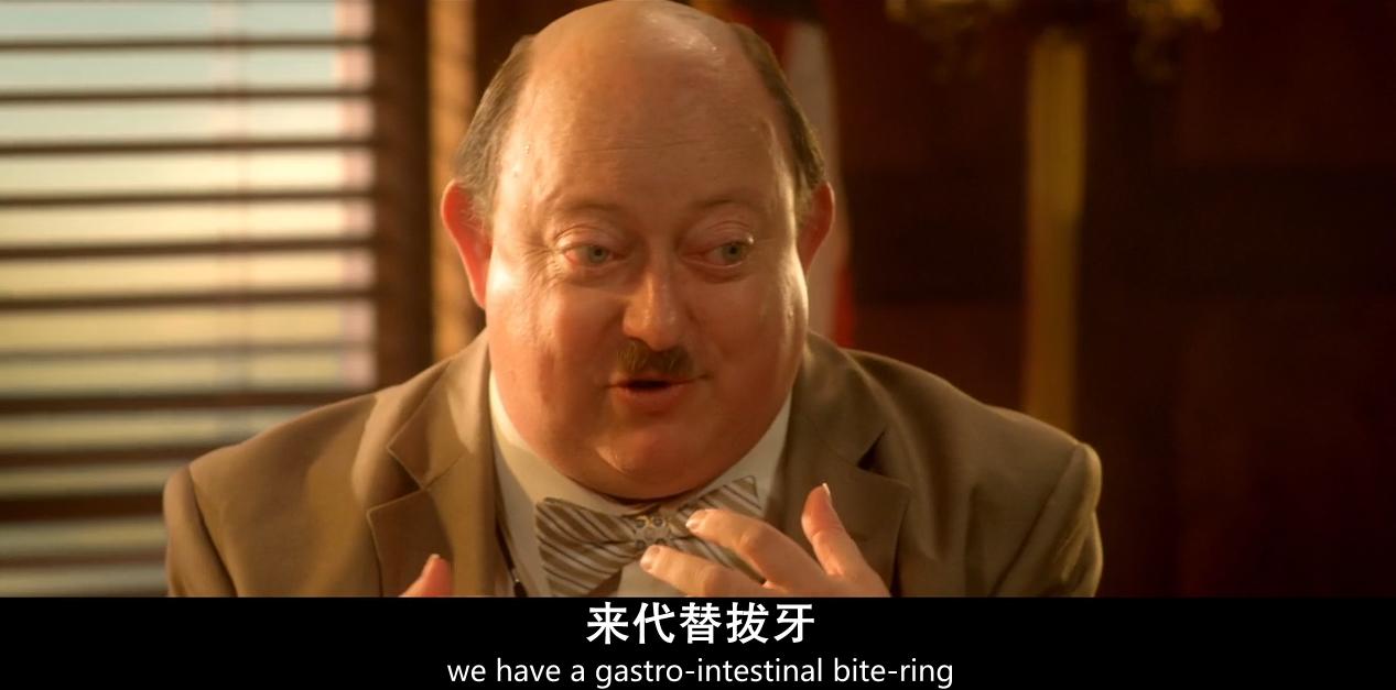 《人体蜈蚣系列》：从全彩到黑白默片重口味背后的荒诞剧情