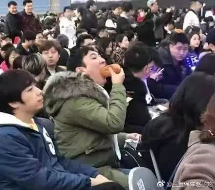 王思聪家庭背后的故事,王思聪和真正的富二代