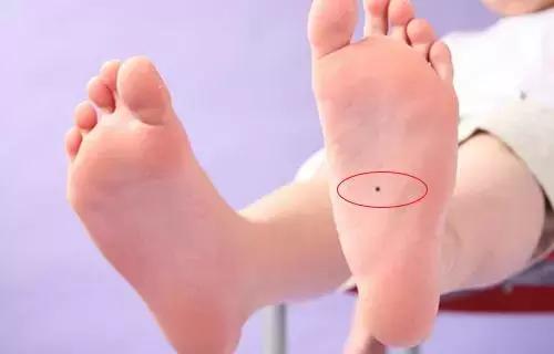 痣不能点的位置,哪几个位置的痣一定要去掉