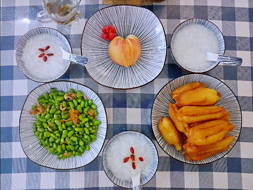 家庭版香酥小油条怎么做酥脆松软,香酥大油条家庭做法不用膨松剂