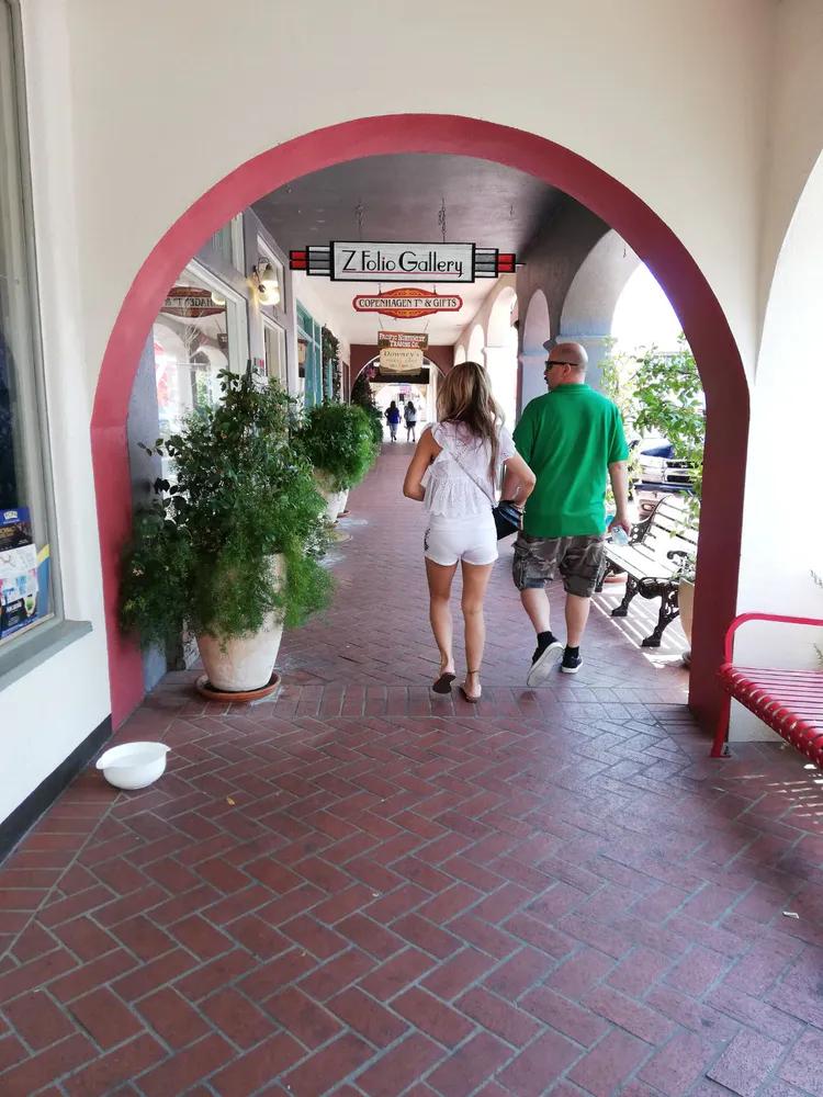 美国加州丹麦小镇,美国加州西雅图小镇