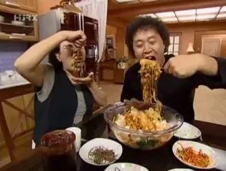 适合吃饭看的下饭神剧,宝藏下饭剧