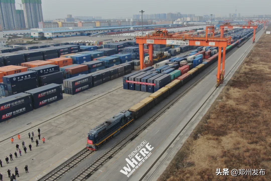 【双语】Zhengzhousendsitslovetotheworld国际战“疫”中的郑州力量