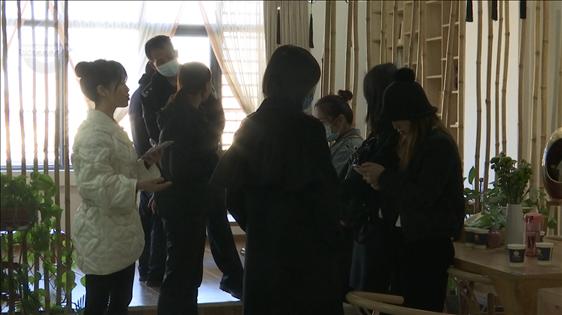 交60美元才能查的瑜伽证想要吗？他们花了近万元考了一个