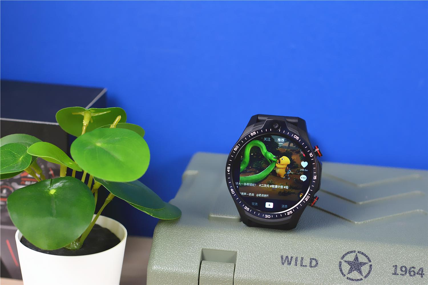 jeep新款智能手表jpsw011black,jeep智能手表高配版有啥区别