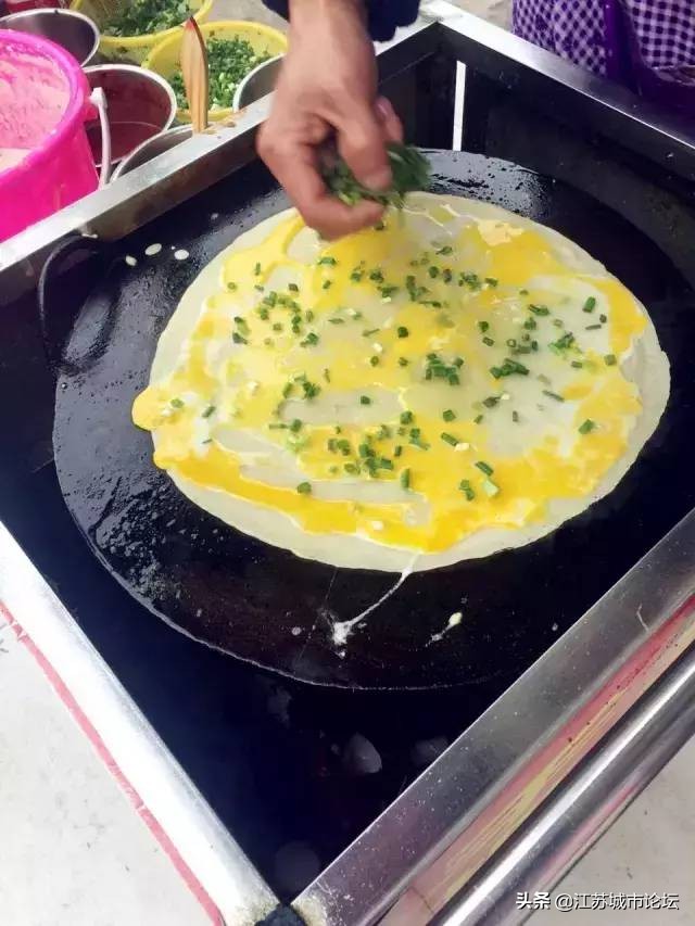 对于盐城鸡蛋饼的介绍,赤峰鸡蛋饼和盐城鸡蛋饼