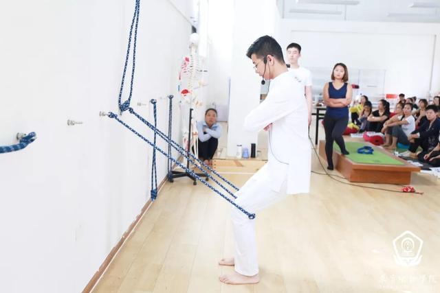 瑜伽老师如何自我练习,瑜伽老师自我练习方法